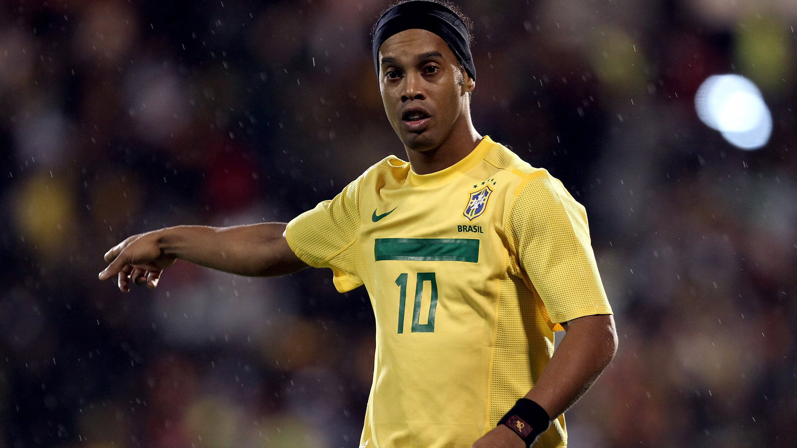 恩比德来袭！换人疑云与点球细节曝光，赛场再掀波澜|凯旋捕鱼游戏平台